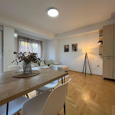 Best Value-Apartment In Szkopje Kültér fotó