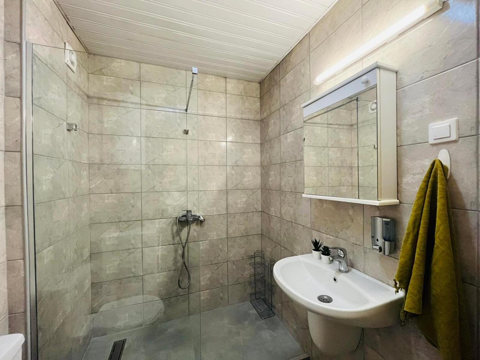 Best Value-Apartment In Szkopje Kültér fotó