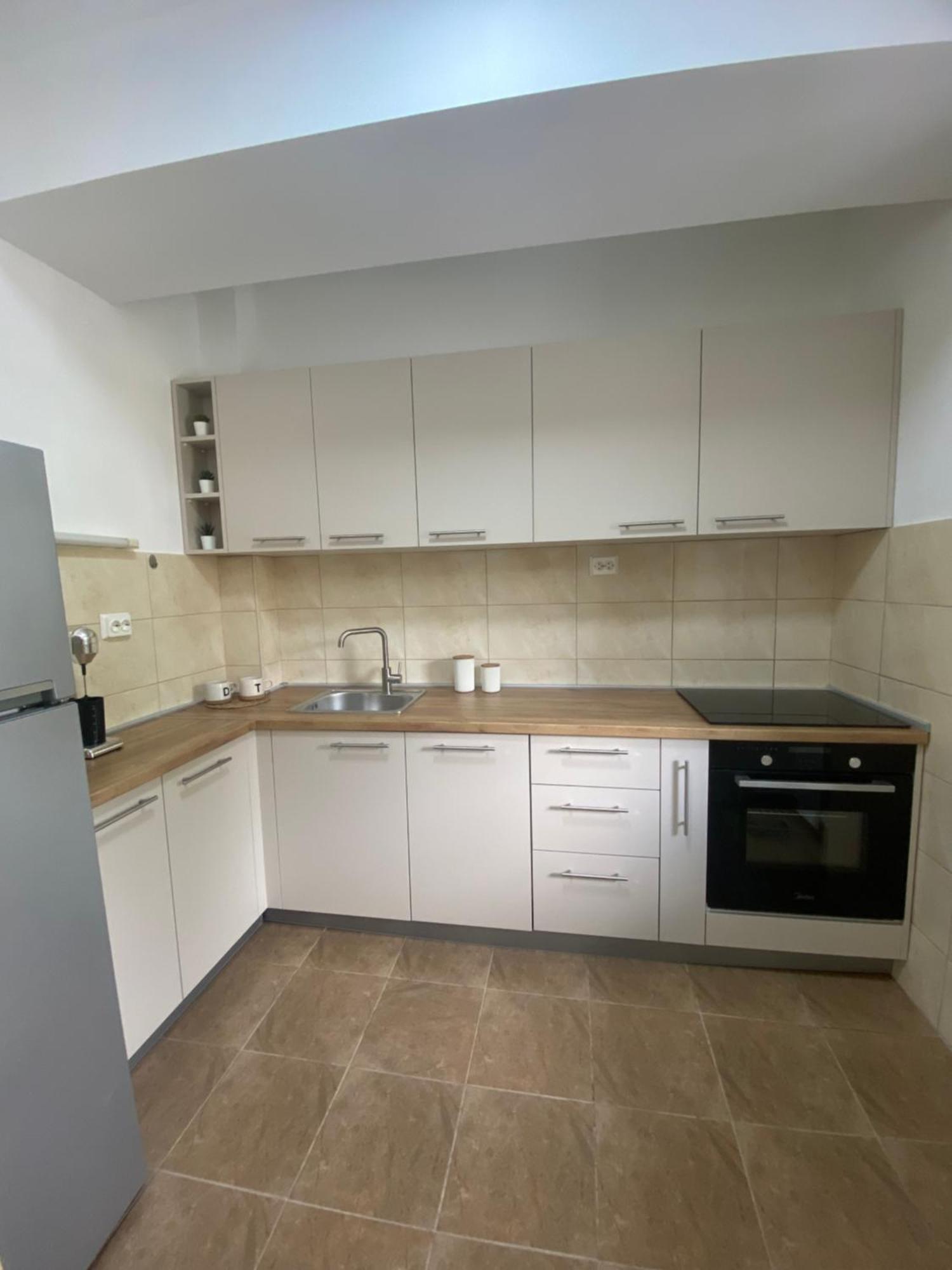Best Value-Apartment In Szkopje Kültér fotó